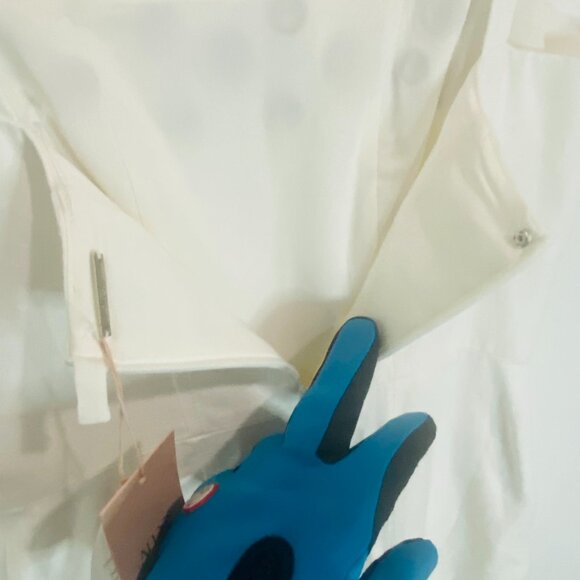 Stasia Alexis Design Sleeveless White Dress for Glamorous Occasions - Picture 17 of 17